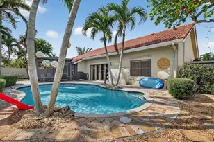 5875 Sun Pointe Cir, Boynton Beach, FL 33437 - Photo 33