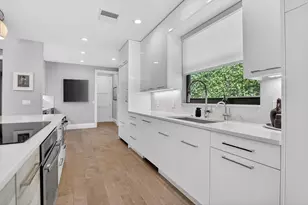 2430 NW 53rd St, Boca Raton, FL 33496 - Photo 15