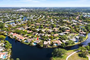 9121 NW 13th St, Plantation, FL 33322 - Photo 7