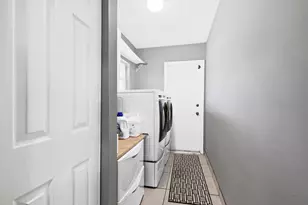 9121 NW 13th St, Plantation, FL 33322 - Photo 23