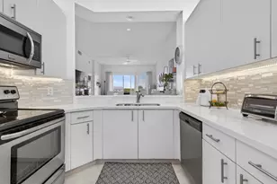 7708 Trent Dr, Tamarac, FL 33321 - Photo 25