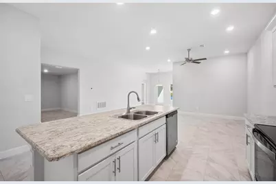 8646 Giovanni Avenue, Fort Pierce, FL 34951 - Photo 9