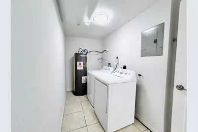 7168 Southgate Boulevard #7168, Tamarac, FL 33321 - Photo 11