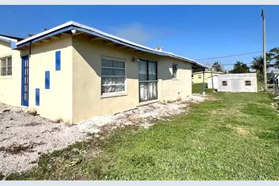 725 SE 1st Street, Belle Glade, FL 33430 - Photo 11