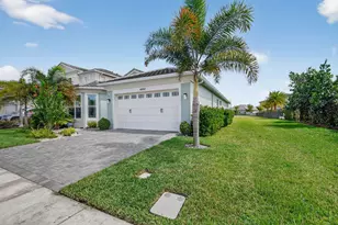 4560 Ambersweet Wy, The Acreage, FL 33470 - Photo 3