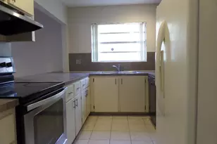 8633 Pluto Terrace, West Palm Beach, FL 33403 - Photo 5