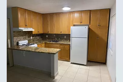 5168 NE 6th Avenue #430, Oakland Park, FL 33334 - Photo 9