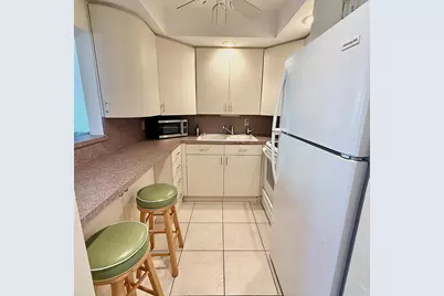 2009 Berkshire A, Deerfield Beach, FL 33442 - Photo 7