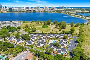 637 Executive Center Dr, West Palm Beach, FL 33401 - Photo 1