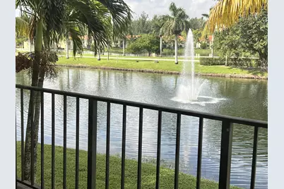 1523 Lake Crystal Drive #F, West Palm Beach, FL 33411 - Photo 9