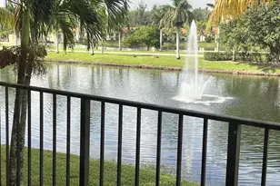 1523 Lake Crystal Dr, West Palm Beach, FL 33411 - Photo 9