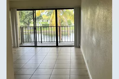 1523 Lake Crystal Drive #F, West Palm Beach, FL 33411 - Photo 3