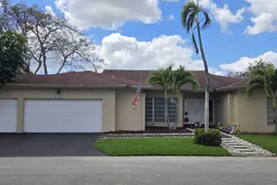 4705 Holly Dr, Tamarac, FL 33319 - Photo 1