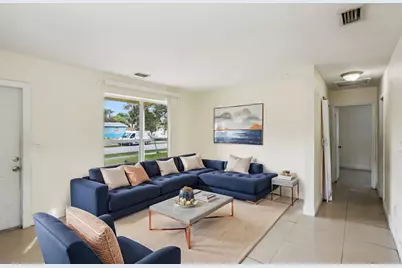 520 NE 45th Street, Deerfield Beach, FL 33064 - Photo 3