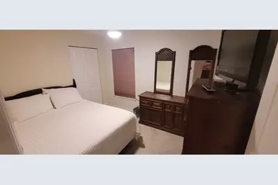 365 NW Hibiscus Street, Port Saint Lucie, FL 34983 - Photo 7