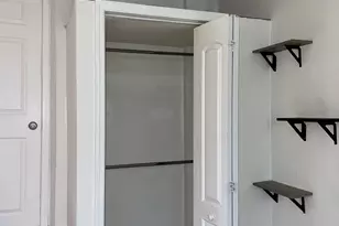 31 NE 56th St, Oakland Park, FL 33334 - Photo 3