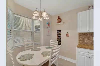 373 N Grove Isle Circle #373, Vero Beach, FL 32962 - Photo 7