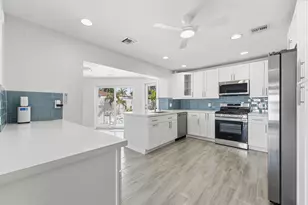 1641 NE 56th Ct, Fort Lauderdale, FL 33334 - Photo 13