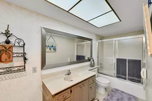 907 Marina Dr, North Palm Beach, FL 33408 - Photo 17