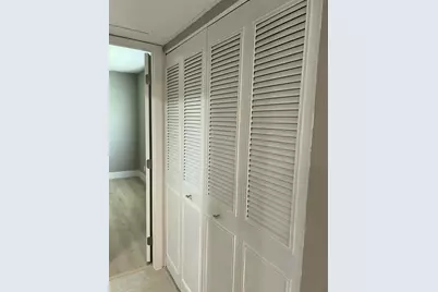 267 Flanders F, Delray Beach, FL 33484 - Photo 5