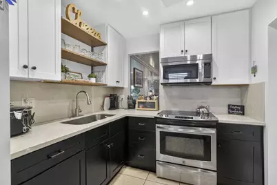 202 Oxford 200, West Palm Beach, FL 33417 - Photo 5