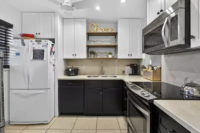 202 Oxford 200, West Palm Beach, FL 33417 - Photo 5