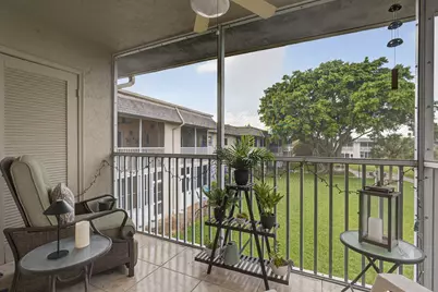 202 Oxford 200, West Palm Beach, FL 33417 - Photo 11