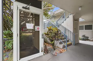 202 Oxford 200, West Palm Beach, FL 33417 - Photo 17