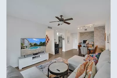 4200 Hillcrest Drive #717, Hollywood, FL 33021 - Photo 1