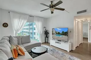 4200 Hillcrest Dr, Hollywood, FL 33021 - Photo 5