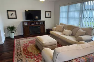 2638 Gately Dr E, West Palm Beach, FL 33415 - Photo 9