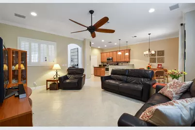 4679 Cadiz Circle, Palm Beach Gardens, FL 33418 - Photo 13