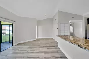 704 Freedom Ct, Deerfield Beach, FL 33442 - Photo 13