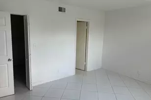 3900 NW 76th Ave, Sunrise, FL 33351 - Photo 9