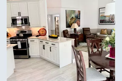 25 Via Carrara, Palm Beach Gardens, FL 33418 - Photo 3