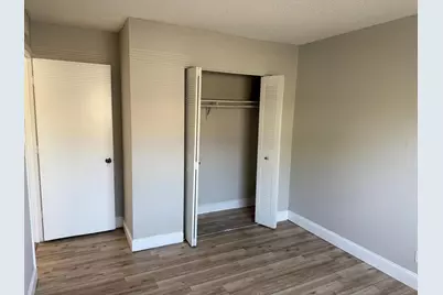 5174 NE 6th Avenue, Oakland Park, FL 33334 - Photo 7