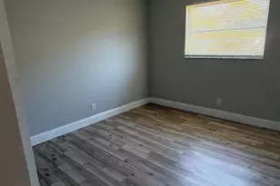 5174 NE 6th Ave, Oakland Park, FL 33334 - Photo 5