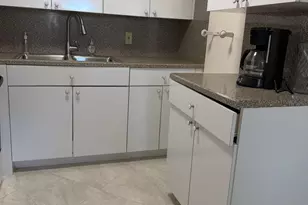 79 Dorchester, West Palm Beach, FL 33417 - Photo 5