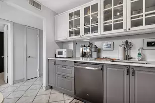 330 NE 26th Ave, Boynton Beach, FL 33435 - Photo 5