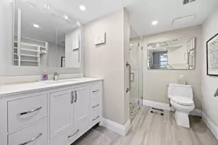 6061 Balboa Cir, Boca Raton, FL 33433 - Photo 25