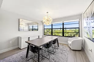 6061 Balboa Cir, Boca Raton, FL 33433 - Photo 3