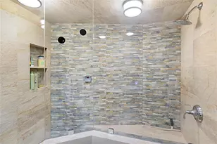 2800 N Ocean Dr, Singer Island, FL 33404 - Photo 17