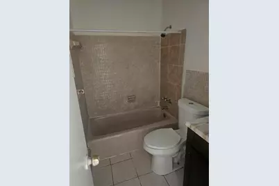 4140 NW 30th Terrace, Lauderdale Lakes, FL 33309 - Photo 3