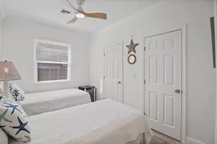 301 Hawthorne Dr, Lake Park, FL 33403 - Photo 27