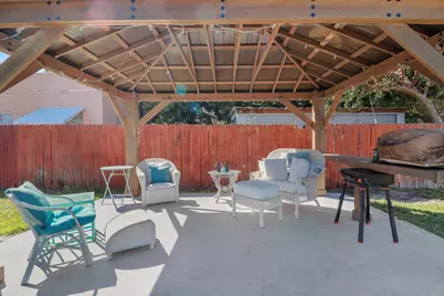 301 Hawthorne Drive, Lake Park, FL 33403 - Photo 7