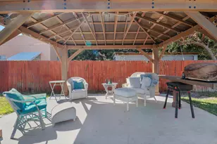 301 Hawthorne Dr, Lake Park, FL 33403 - Photo 7