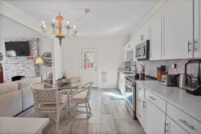 301 Hawthorne Drive, Lake Park, FL 33403 - Photo 13