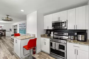 944 Hansen St, West Palm Beach, FL 33405 - Photo 13