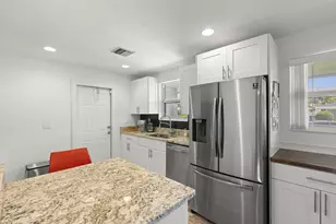 944 Hansen St, West Palm Beach, FL 33405 - Photo 13