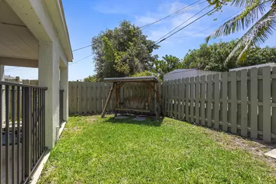944 Hansen Street, West Palm Beach, FL 33405 - Photo 33